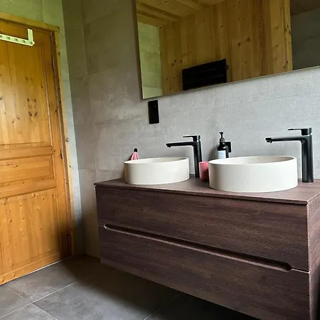 Chalet Dans Un Ecrin De Verdure Avec Spa Privatif Jeanmenil Extérieur photo